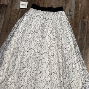 Lace maxi skirt